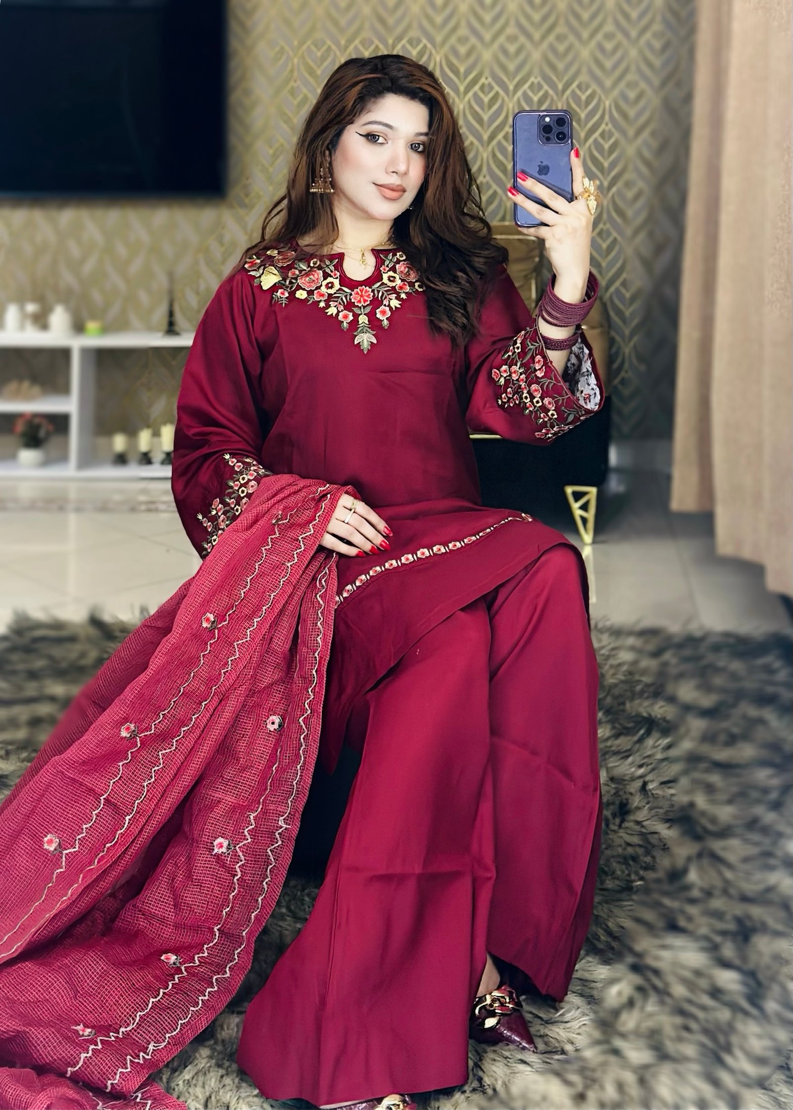 img_7633 MADHOBHI - Image 1